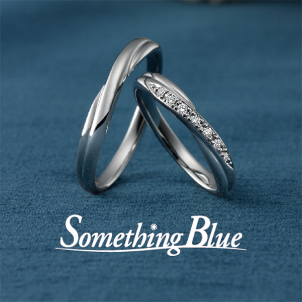 Something Blue 誕生石プレゼントキャンペーンで展示されるリングの一例